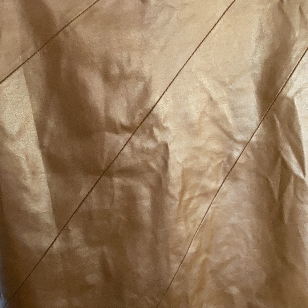 Zara faux leather skirt - Picture 2 of 9